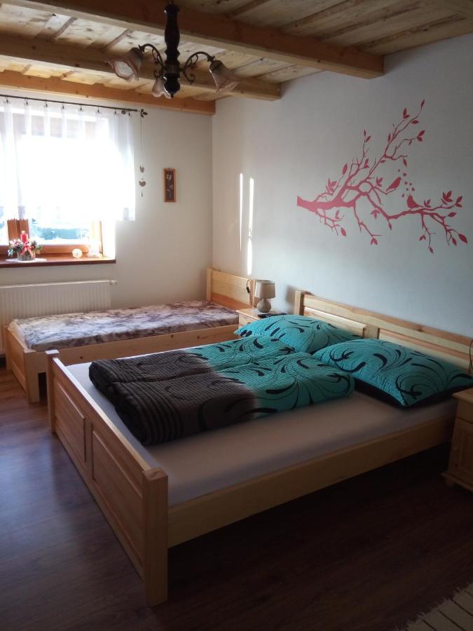 Drevenica Mak Oliver Kvacany Экстерьер фото